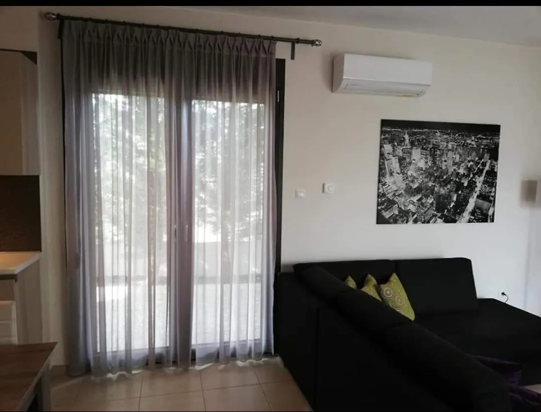Villa Stratos A Паралия-Дионисиу 0*,